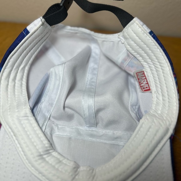 Disney Spider-Man: Miles Morales Artist Series Hat by Mateus Manhanini (MARVEL) - Picture 14 of 14